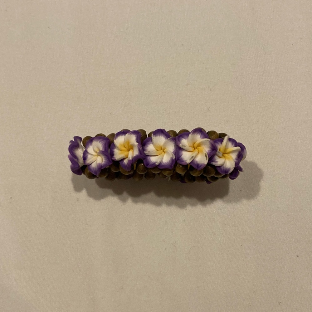 Hawaiian Flower Bracelet